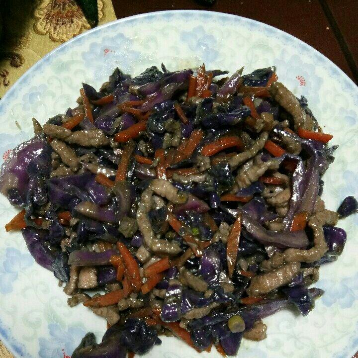 紫甘蓝炒肉丝