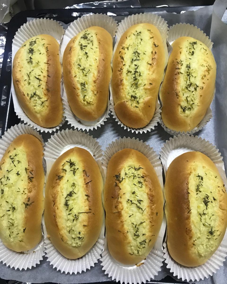 蒜香面包
