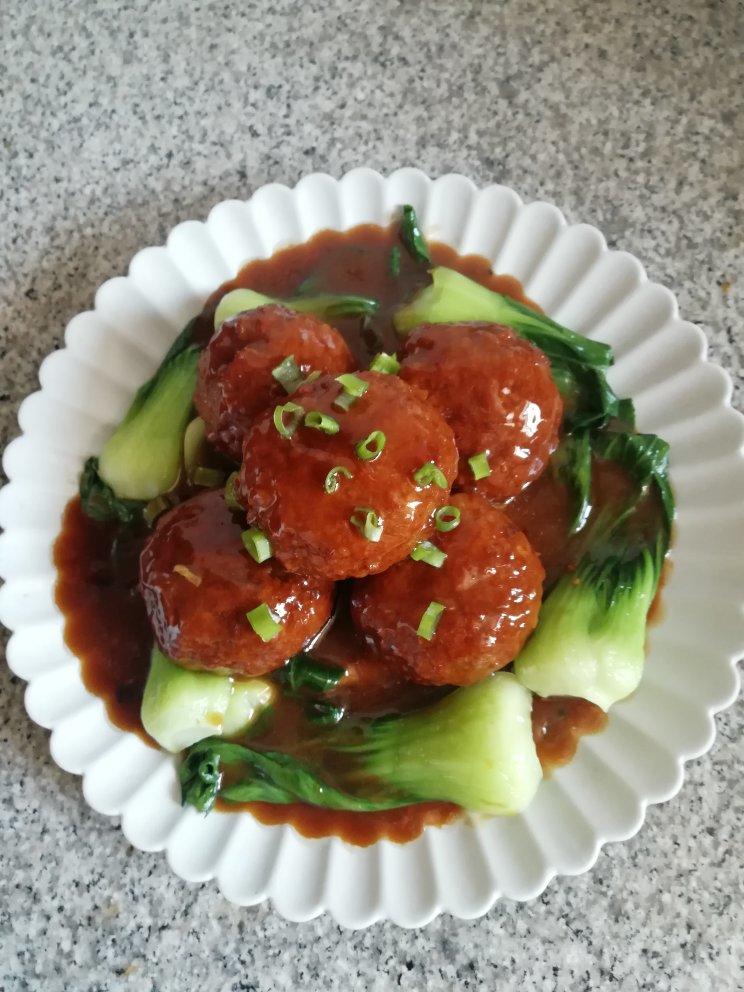 四喜丸子/红烧狮子头 Chinese Meatballs