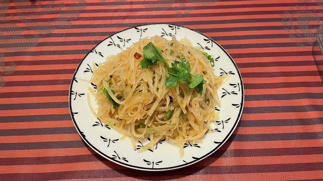 凉拌酸辣土豆丝