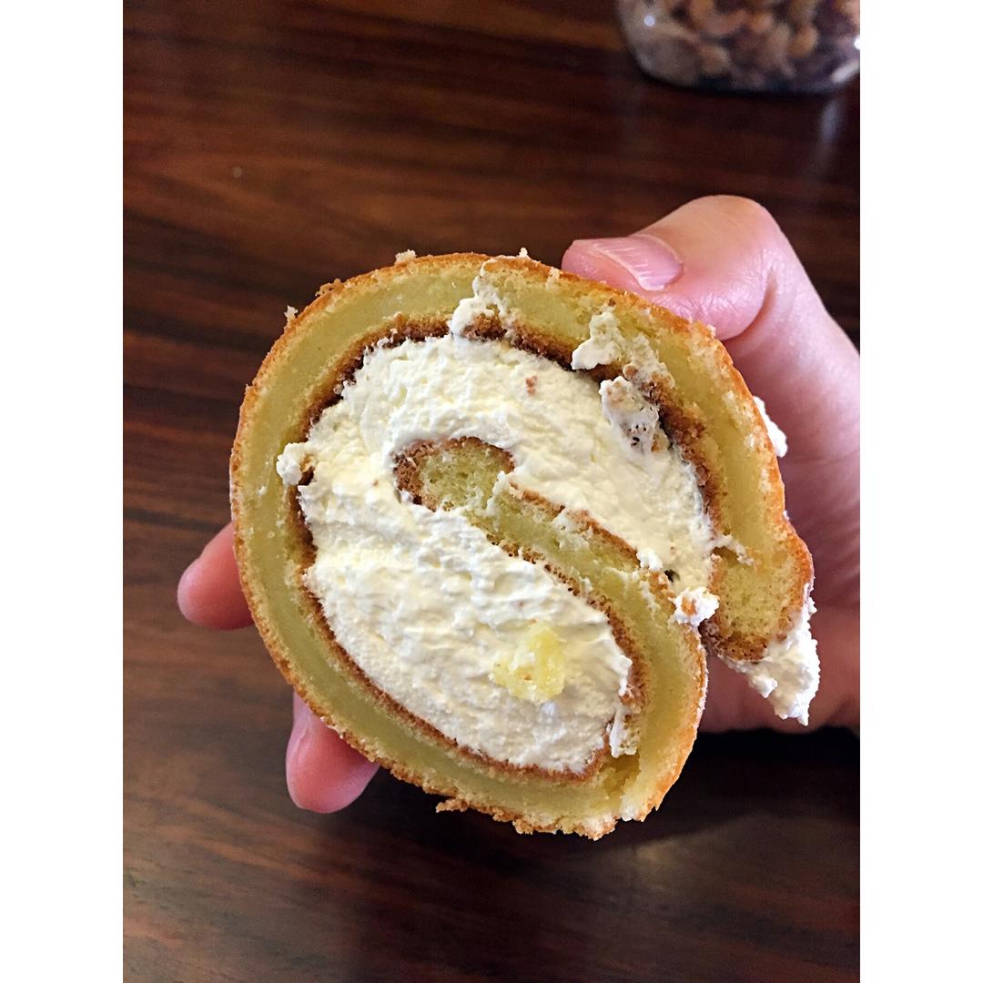 奶牛蛋糕卷+长颈鹿蛋糕卷