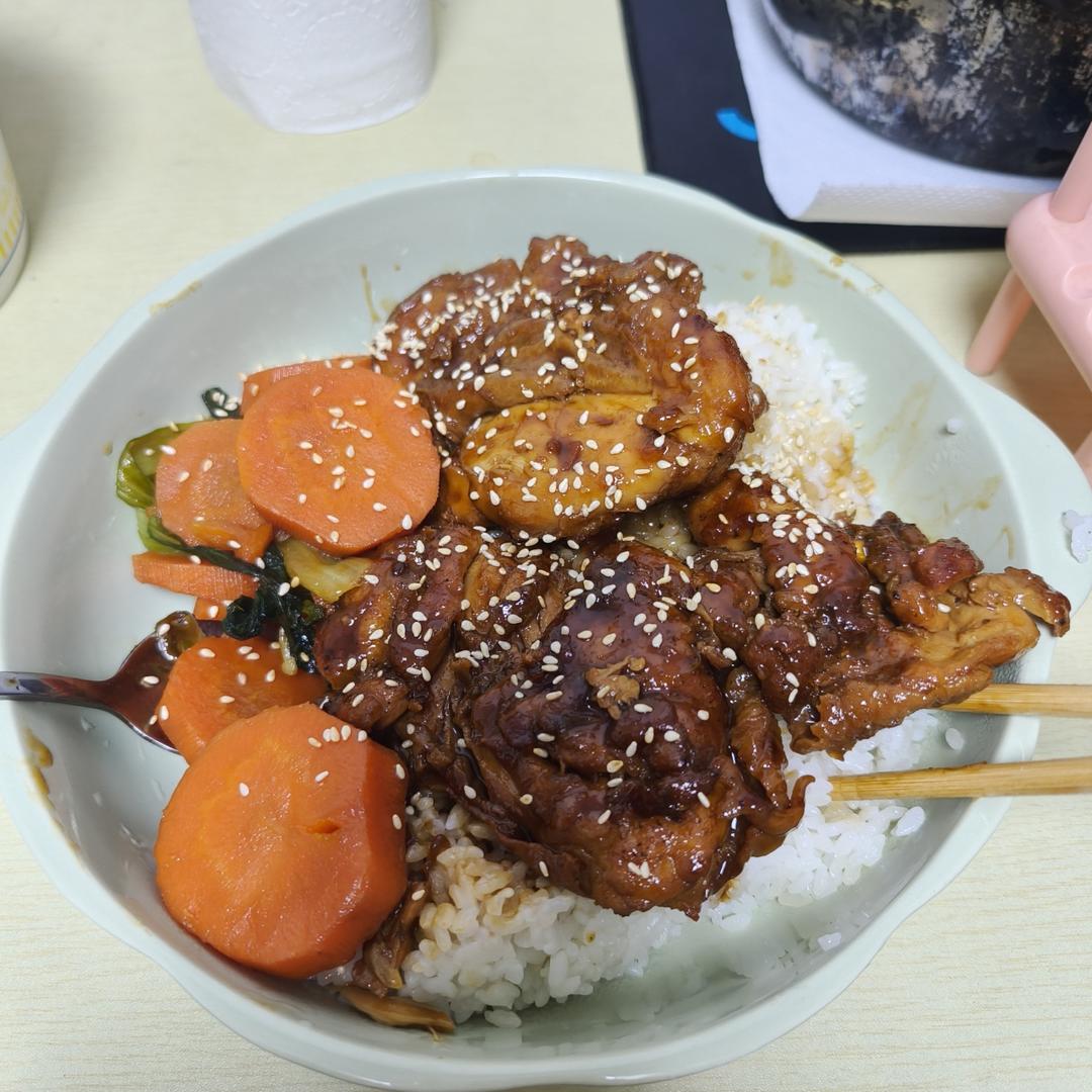 照烧鸡腿饭