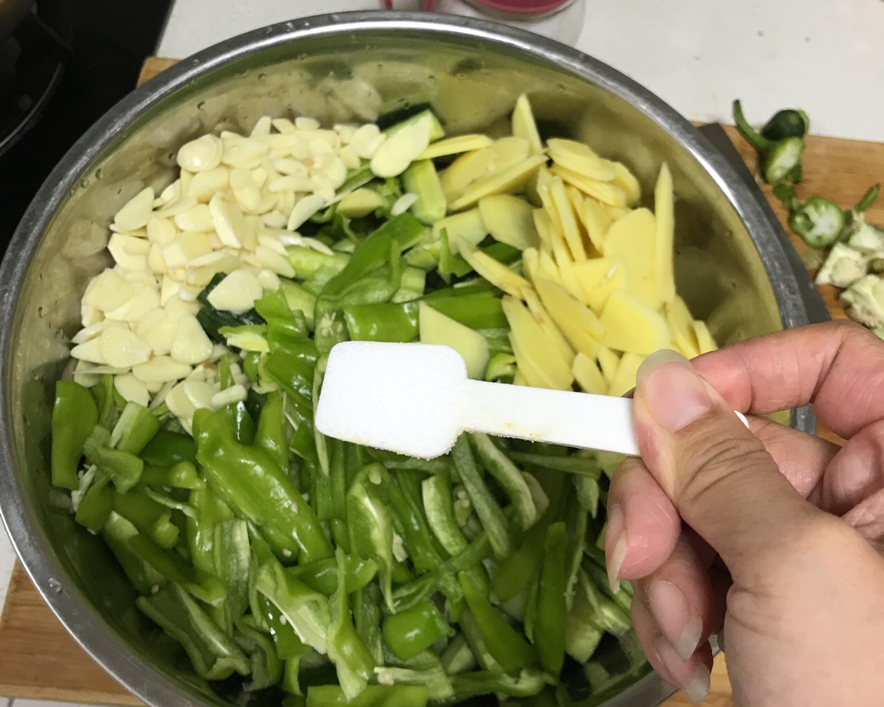 黄瓜小菜、小咸菜、开胃菜、凉拌黄瓜菜的做法 步骤10