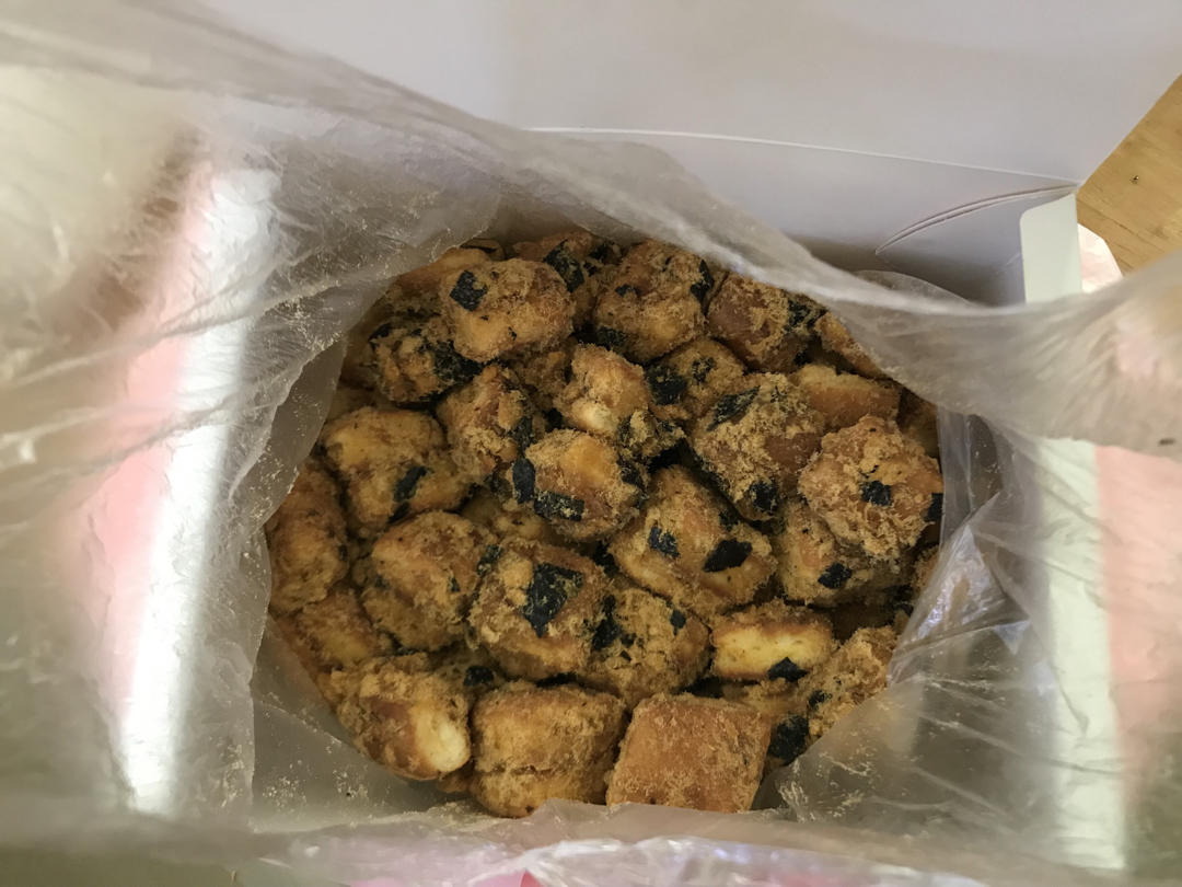 咸香松软的肉松小贝