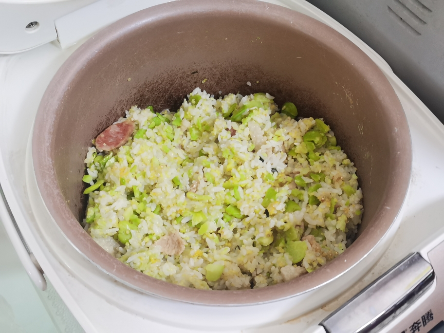 蚕豆米焖饭的做法 步骤16