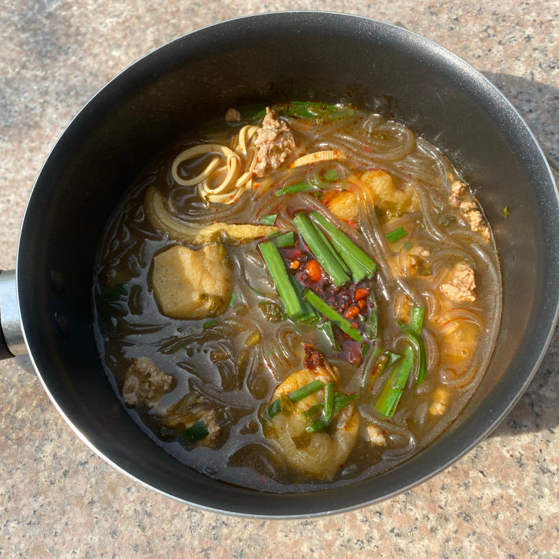 昆明小锅米线（视频在最后）