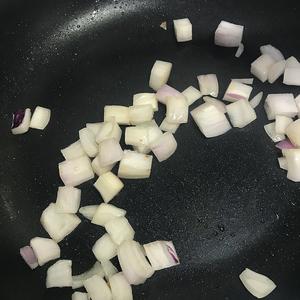 「一人食」低脂蘑菇奶油炖鸡的做法 步骤6