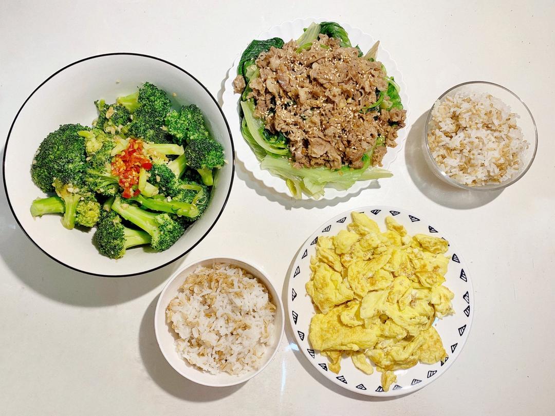 爆炒孜然羊肉卷