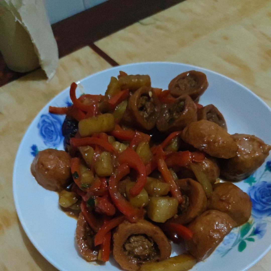 超级入味儿下饭菜之彩椒土豆烧撒尿牛丸