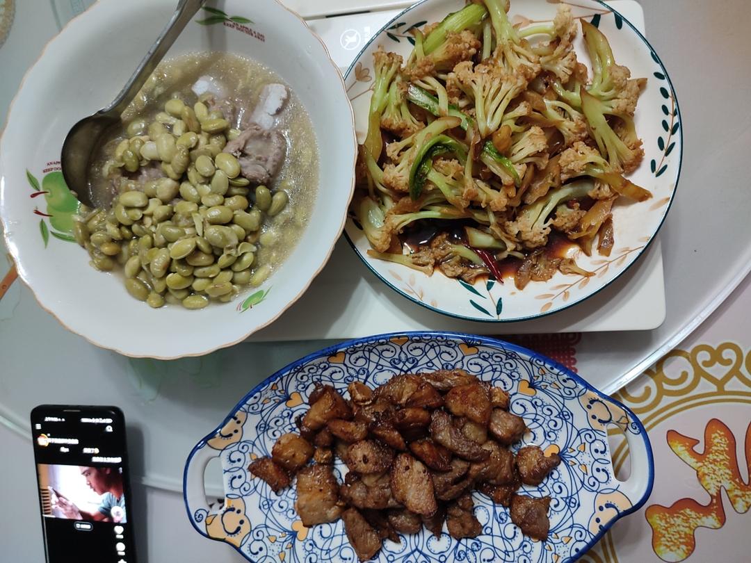 清炒花菜