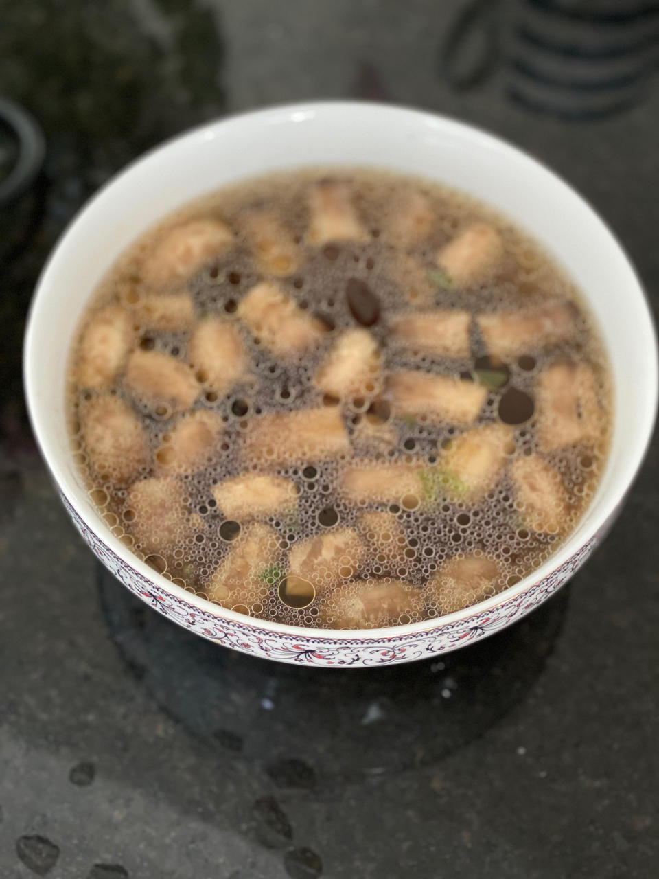 鲜掉眉毛口蘑汤