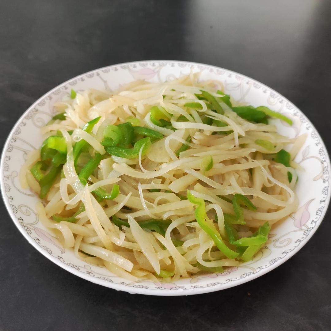酸辣土豆丝的家常做法 超级下饭