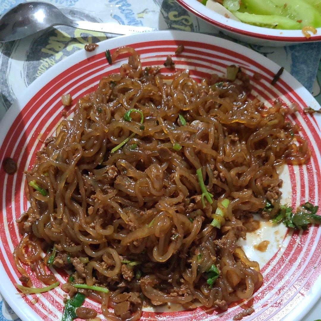 【蚂蚁上树】
