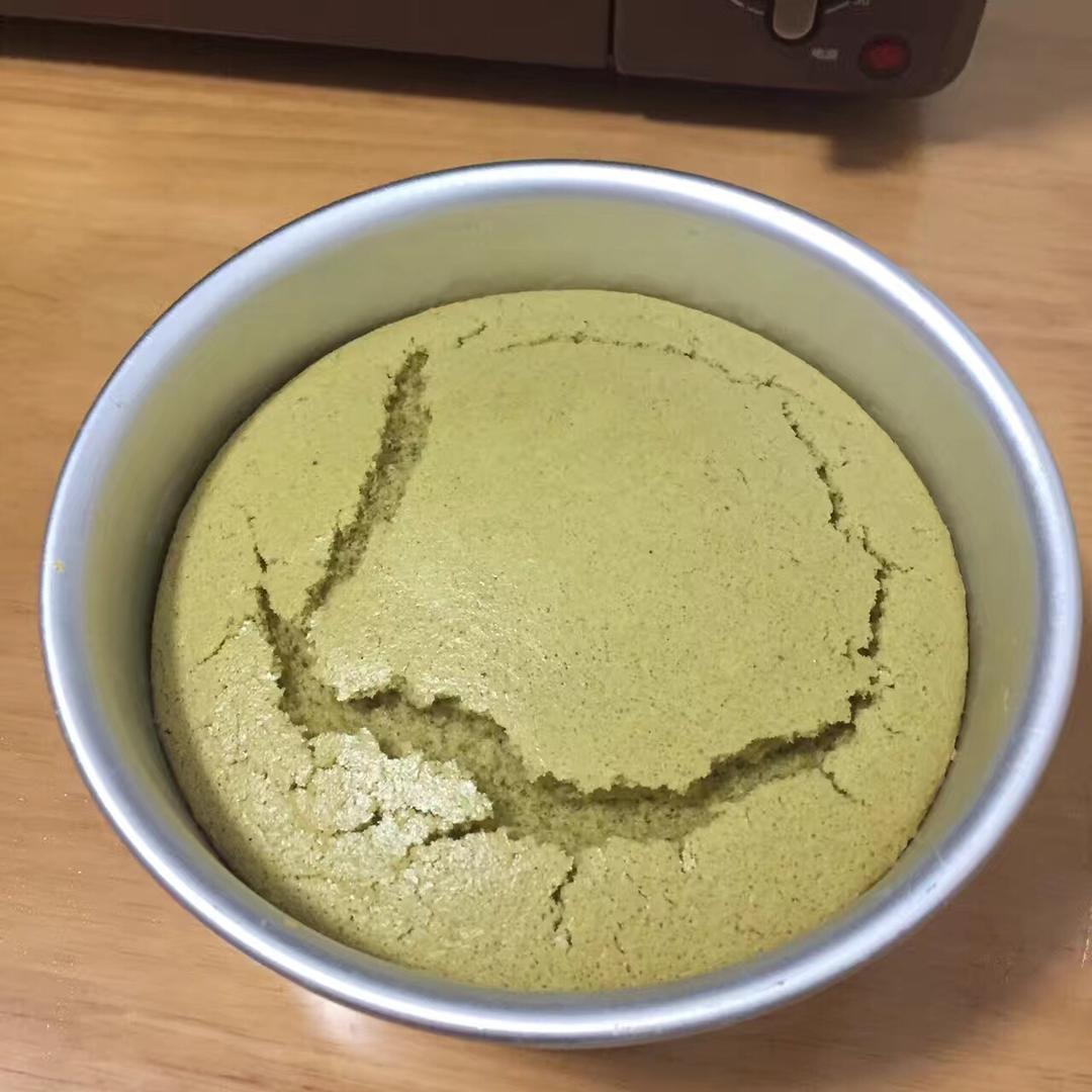 抹茶戚风蛋糕