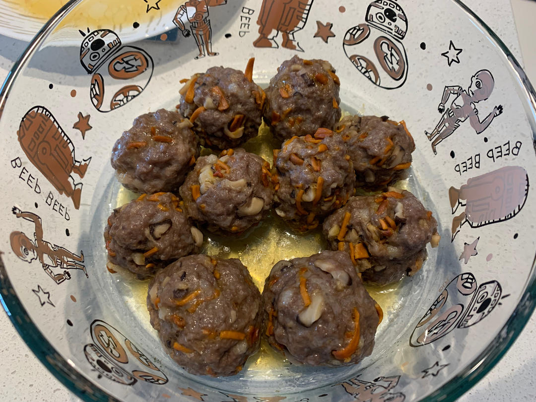 虫草花冬菇肉丸子