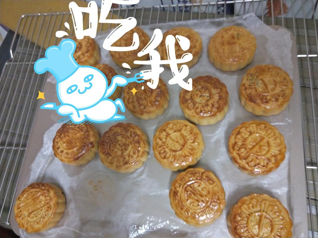 广式月饼—蛋黄莲蓉月饼