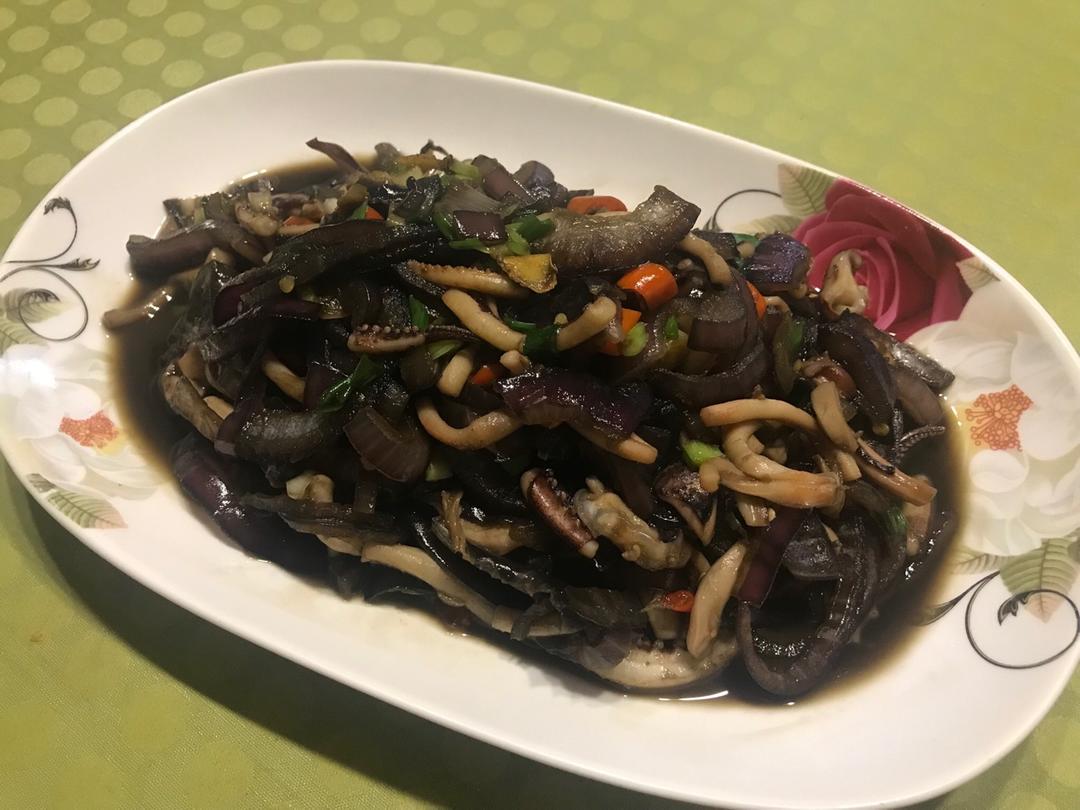 洋葱爆炒鱿鱼