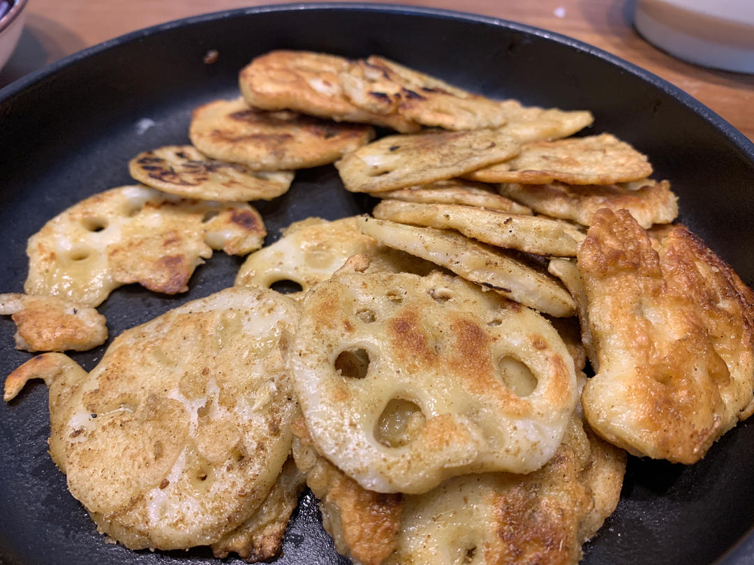 好吃到舔手指的椒盐藕片