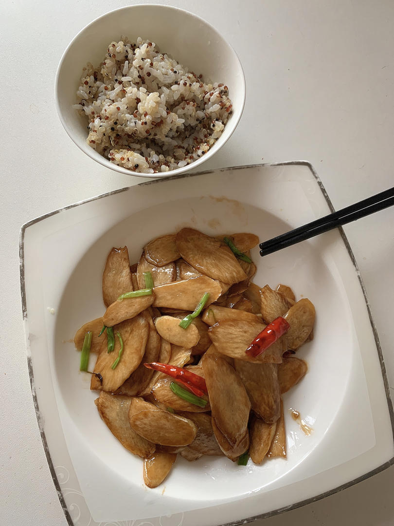 素炒茭白