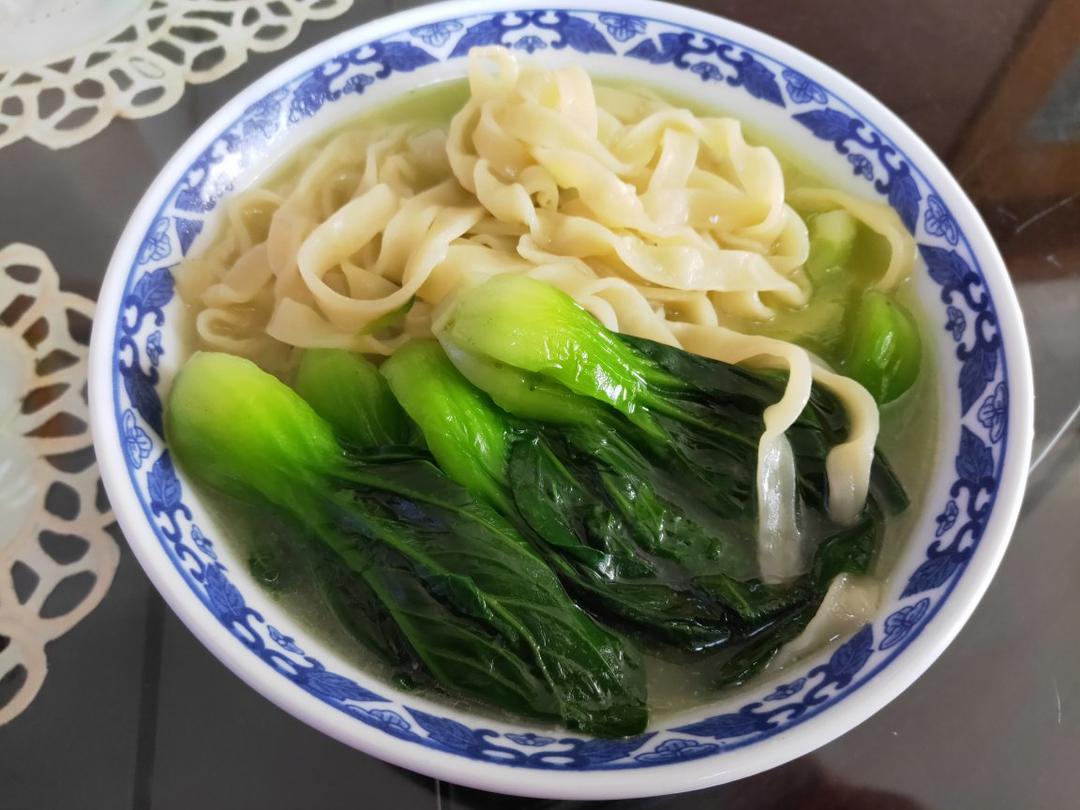 卡妈私房菜~青菜鸡蛋面（汤面）