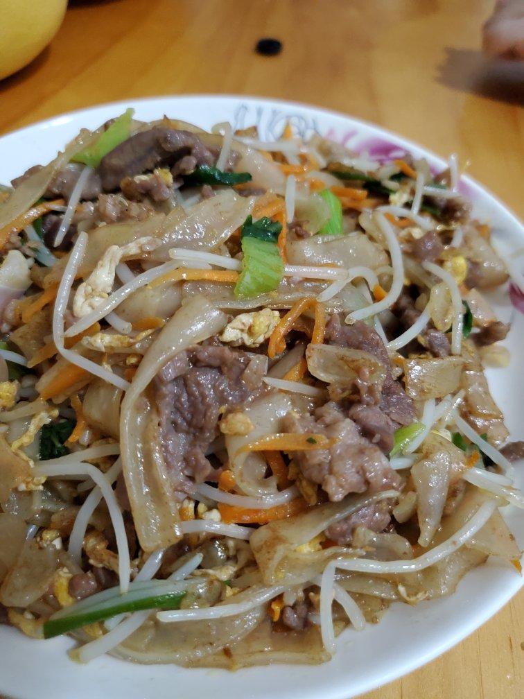 粤菜【干炒牛河】，广东人最爱的宵夜！