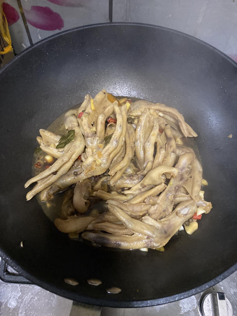 卤鸭掌不好吃你打我