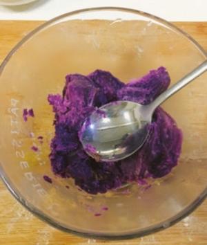 南瓜紫薯糯米糍的做法 步骤6