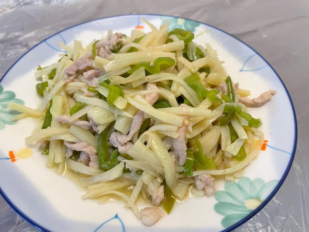 茭白青椒炒肉丝