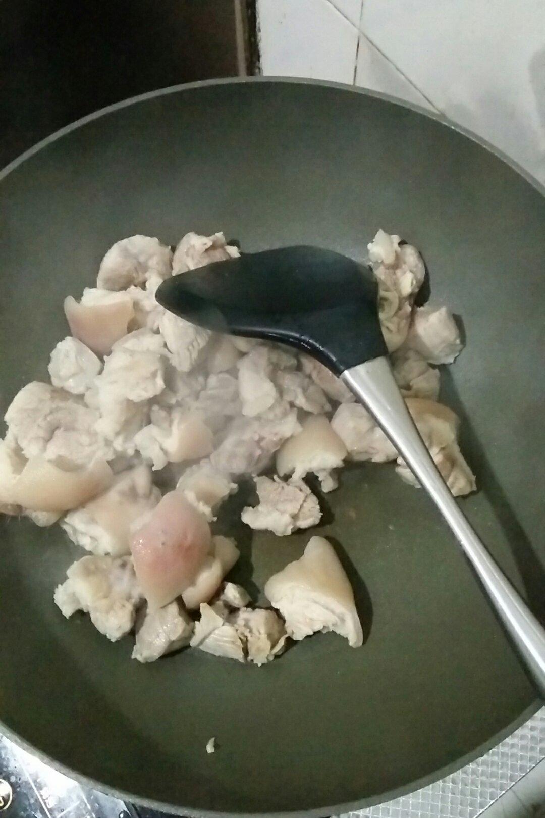 红焖猪蹄