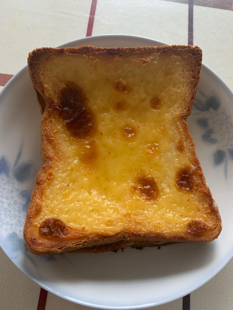 岩烧乳酪土司