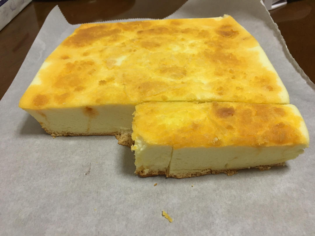 网红爆款芝士古早味蛋糕