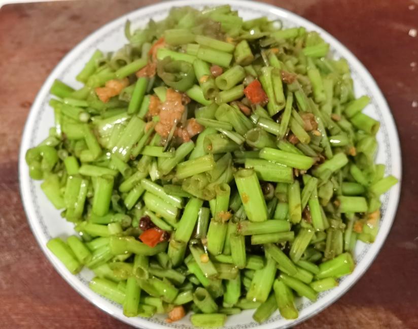 巨下饭的豆豉炒空心菜梗的做法