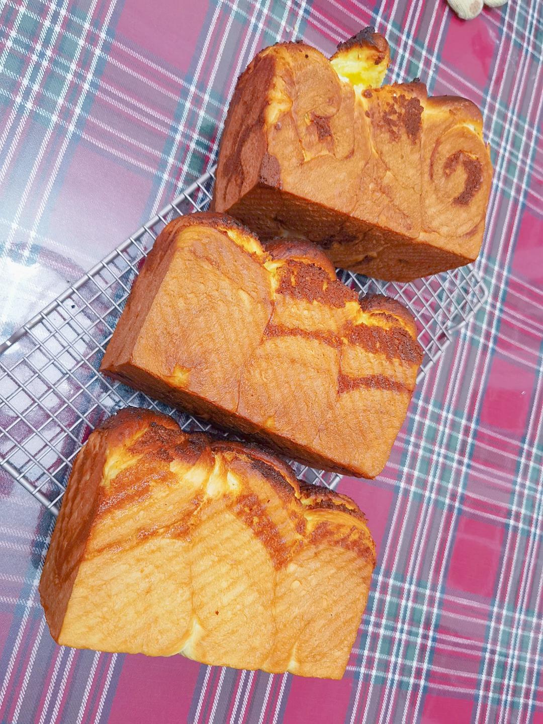 双倍椰蓉奶酥吐司