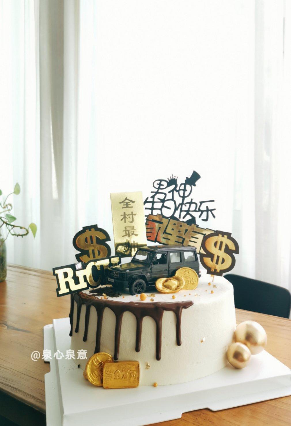 磕蛋糕的日子里……