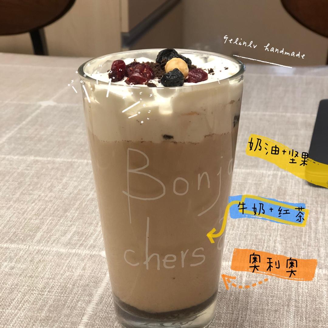 丝滑红茶拿铁
