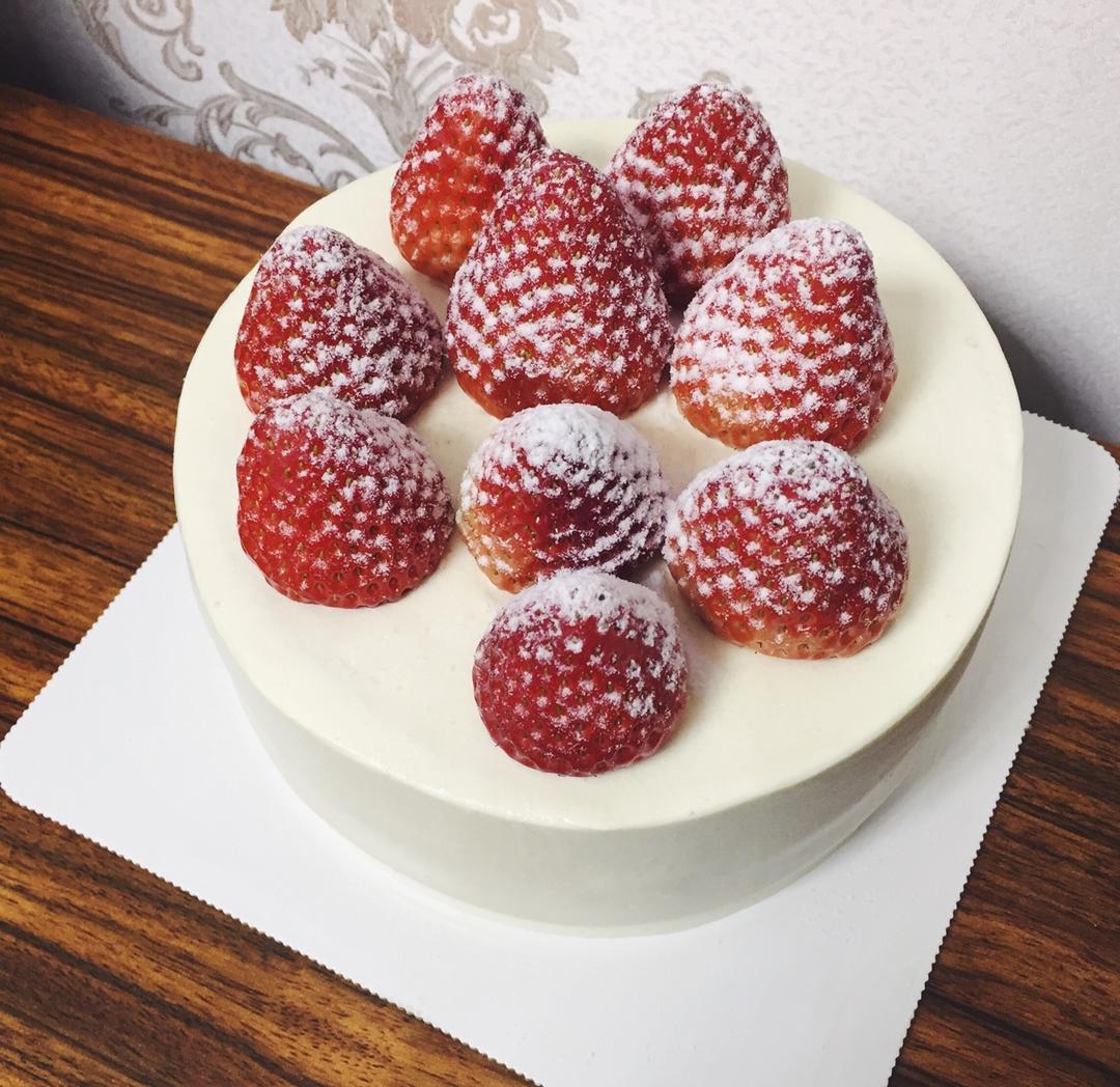 《Tinrry+》草莓奶油蛋糕（8寸配方）