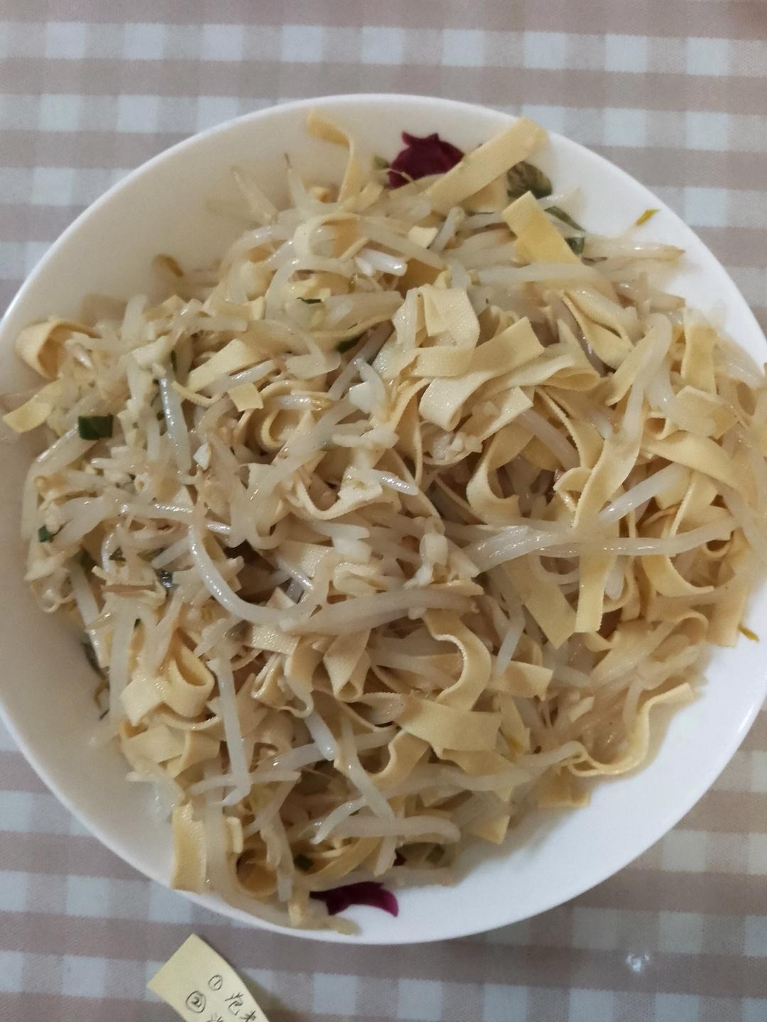 豆芽炒干豆腐