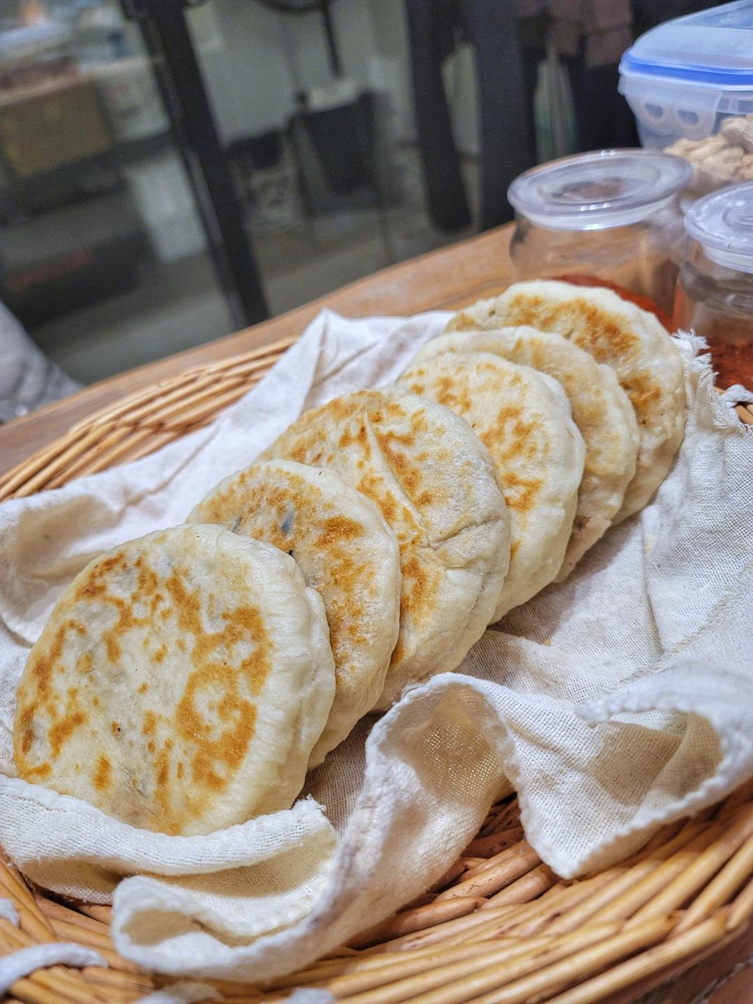 超柔软发面胡萝卜鸡蛋馅饼（凉了也不硬）