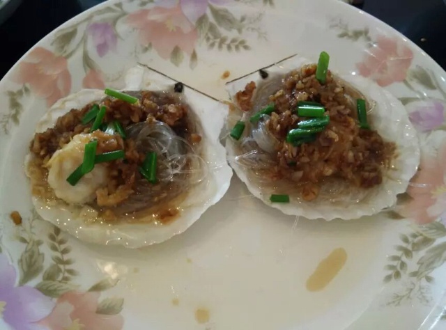 蒜蓉粉丝蒸扇贝
