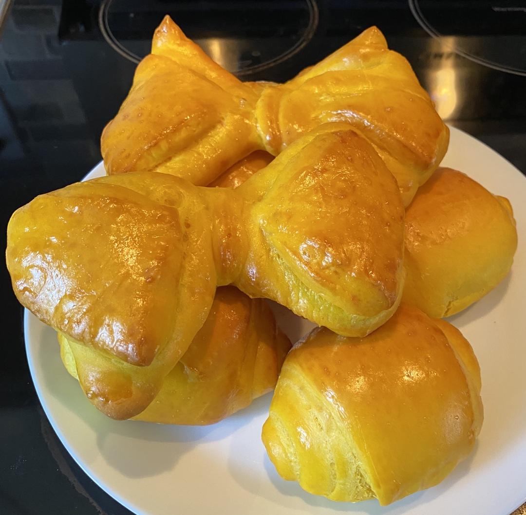 简单又有颜值的蝴蝶结面包