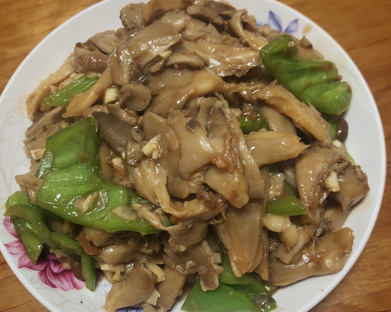 🍄蘑菇炒肉
