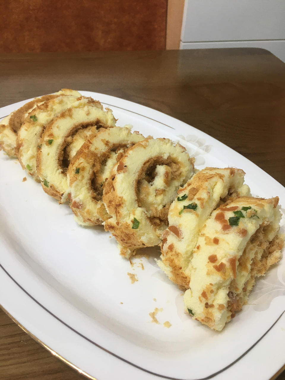 美味肉松卷-简单不开裂，零失误的蛋糕卷