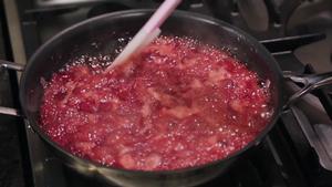 【曼达小馆】下午茶系列：超大大大颗的草莓果酱的做法 步骤5