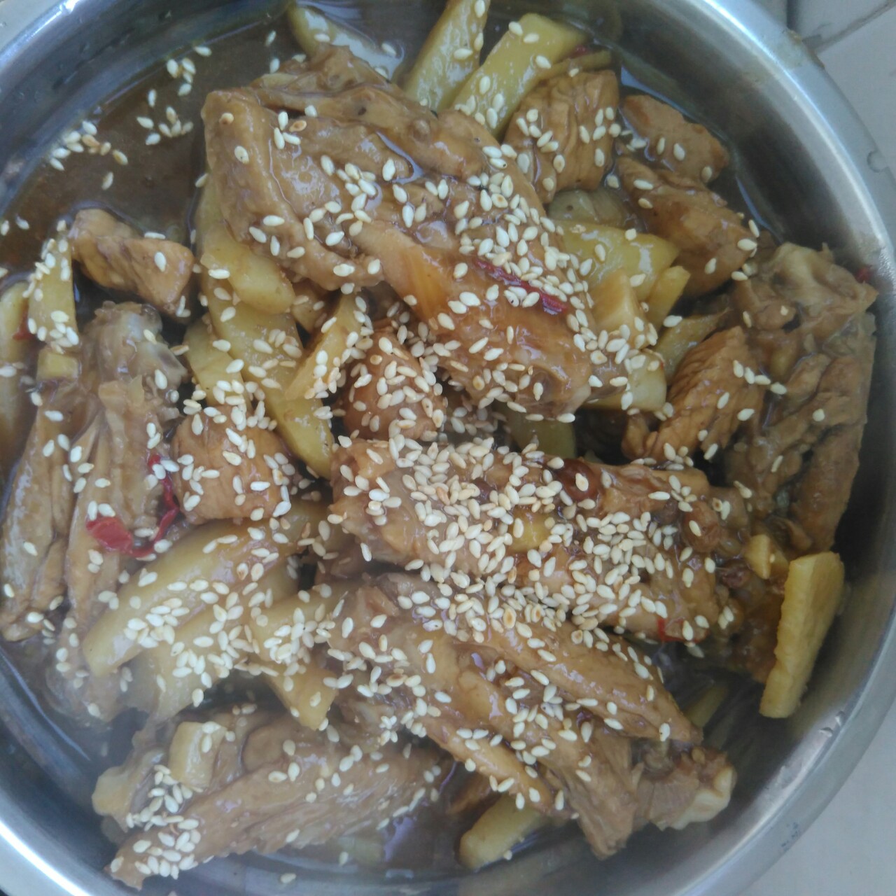 土豆炖鸡翅（快手零失败）