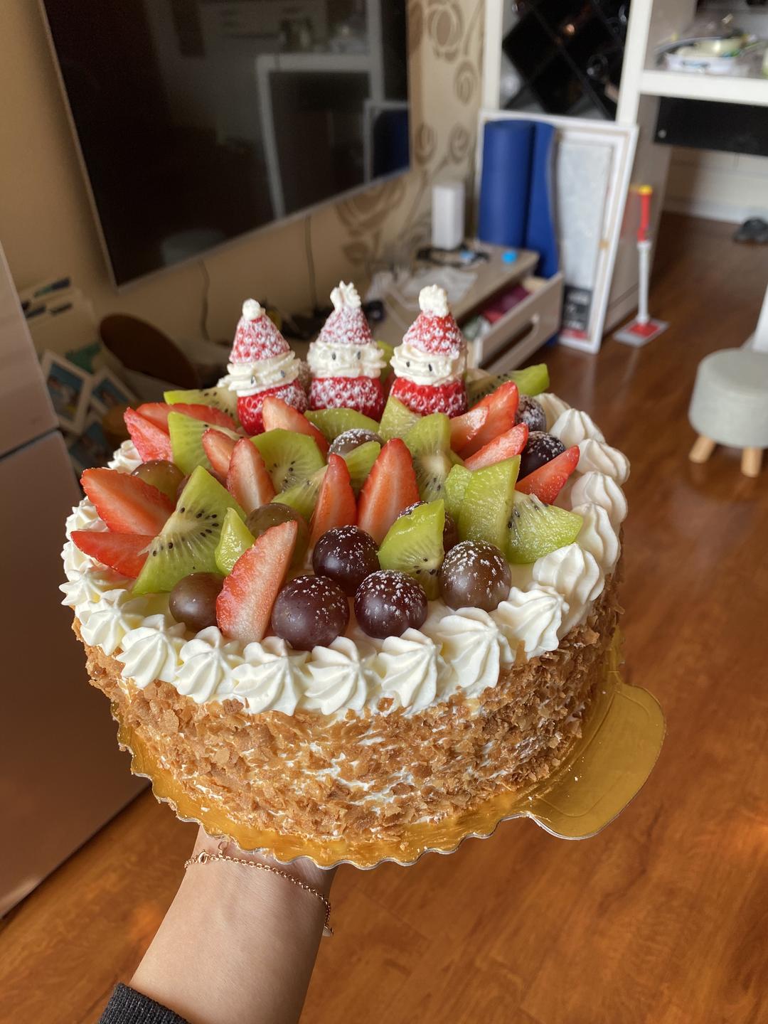 8寸圣诞主题生日蛋糕的做法