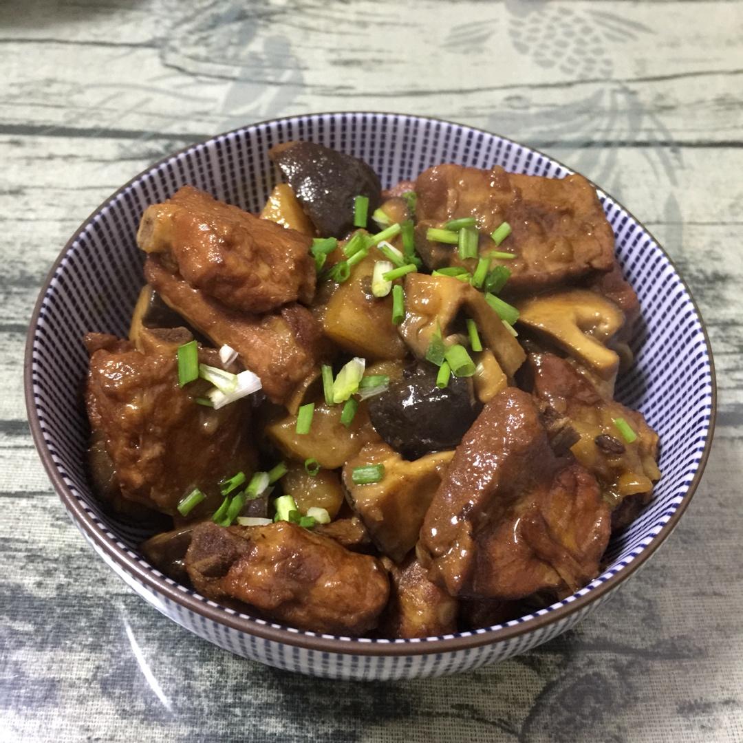 胡萝卜土豆炖排骨