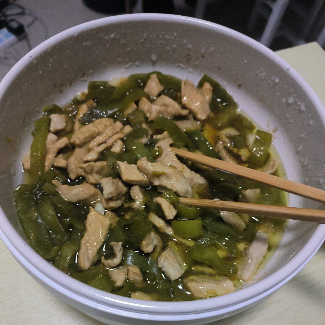 ‼️好吃到舔盘的青椒肉丝盖浇饭