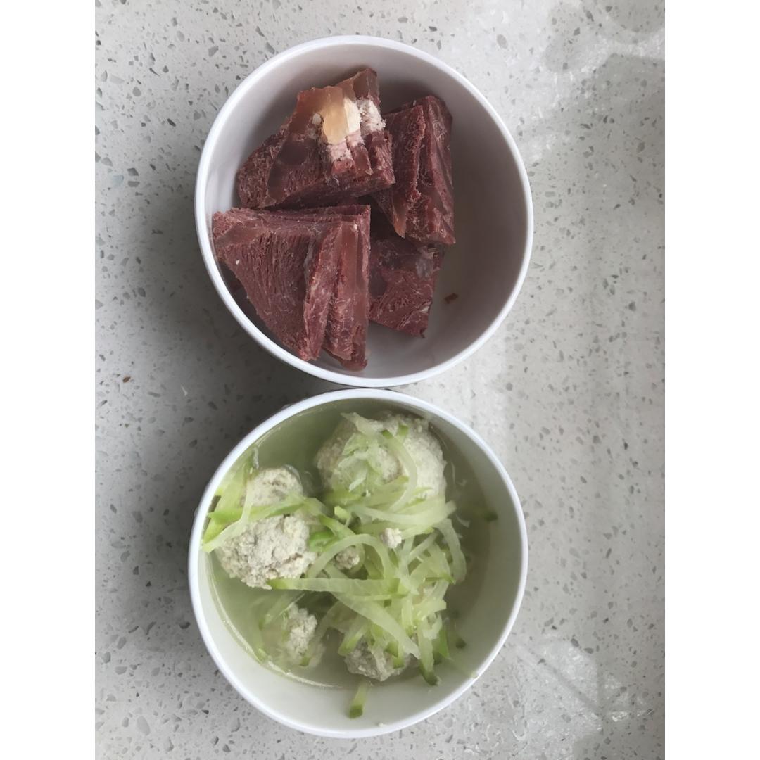 【10分钟系列】白萝卜豆腐圆子汤