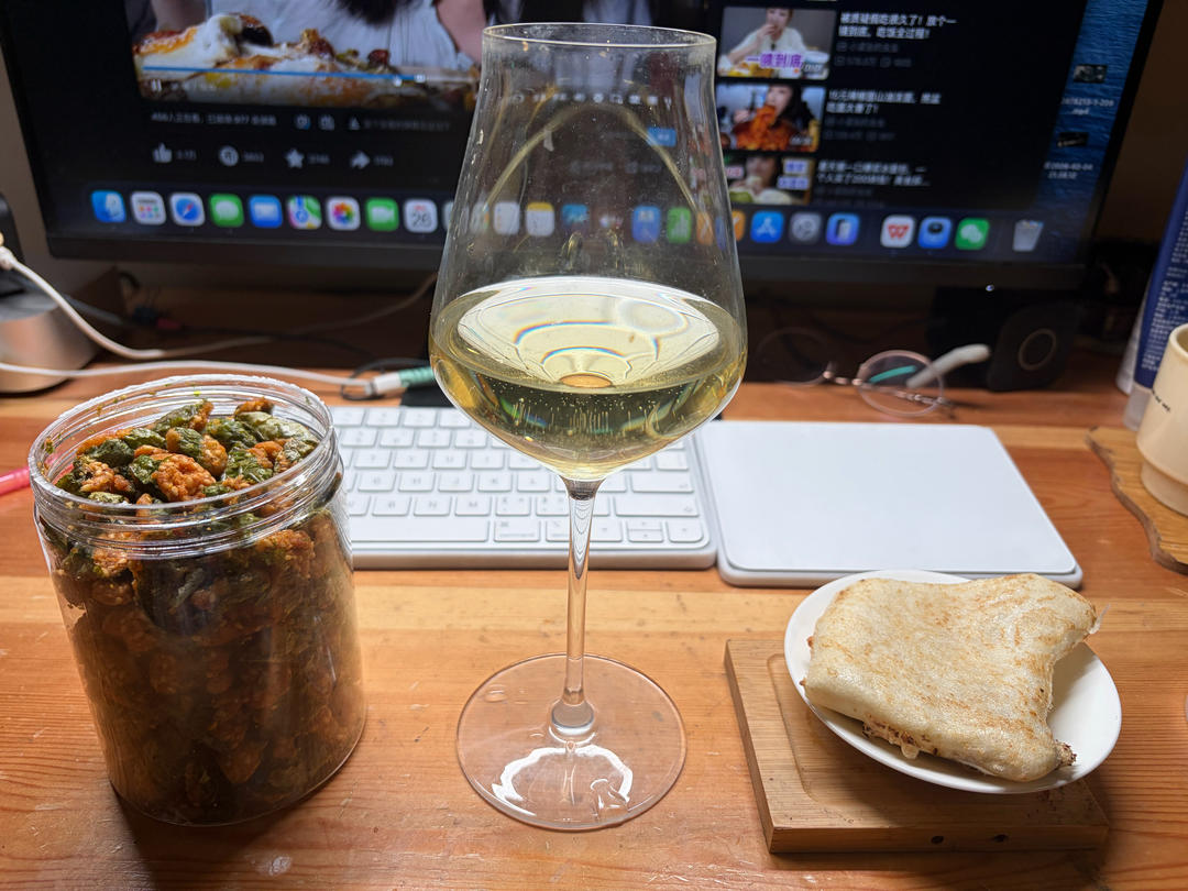 欧欧的喝肉吃酒