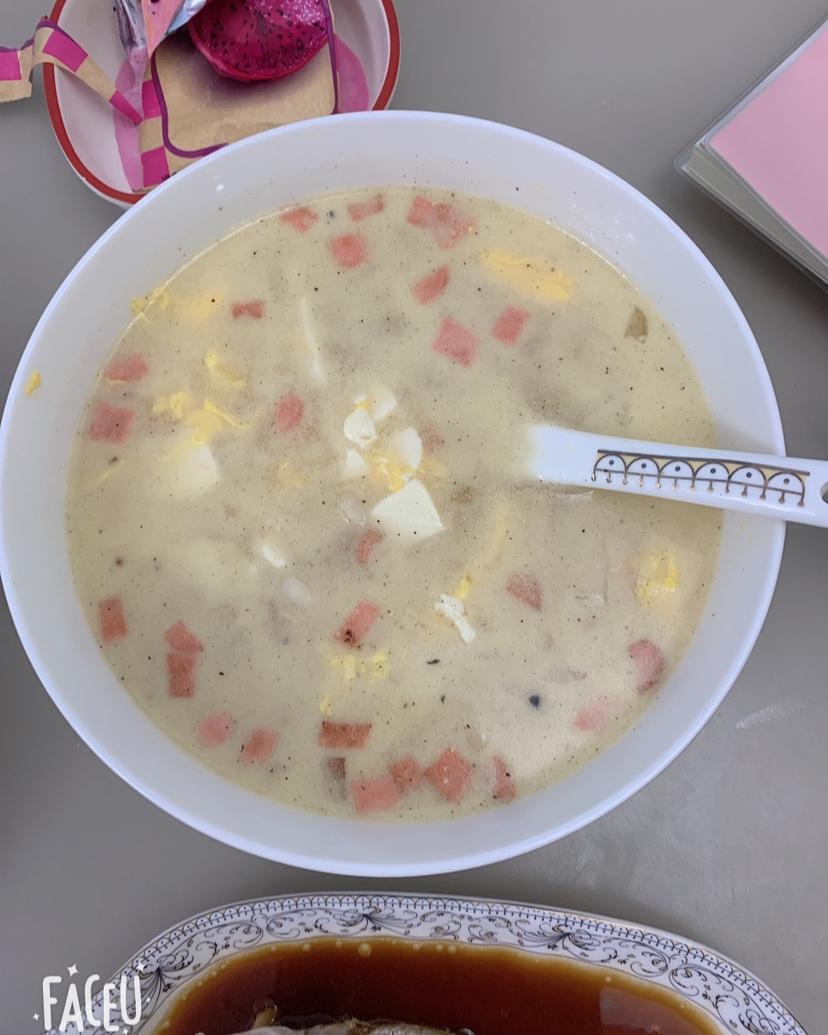 鲜掉眉毛的菌菇豆腐汤